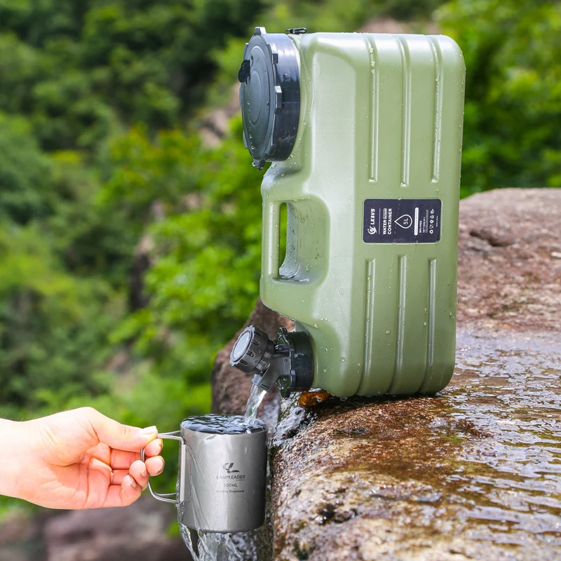 5/11L Outdoor Water Bin Large  - огляд і ціна Outdoor Camping Bin