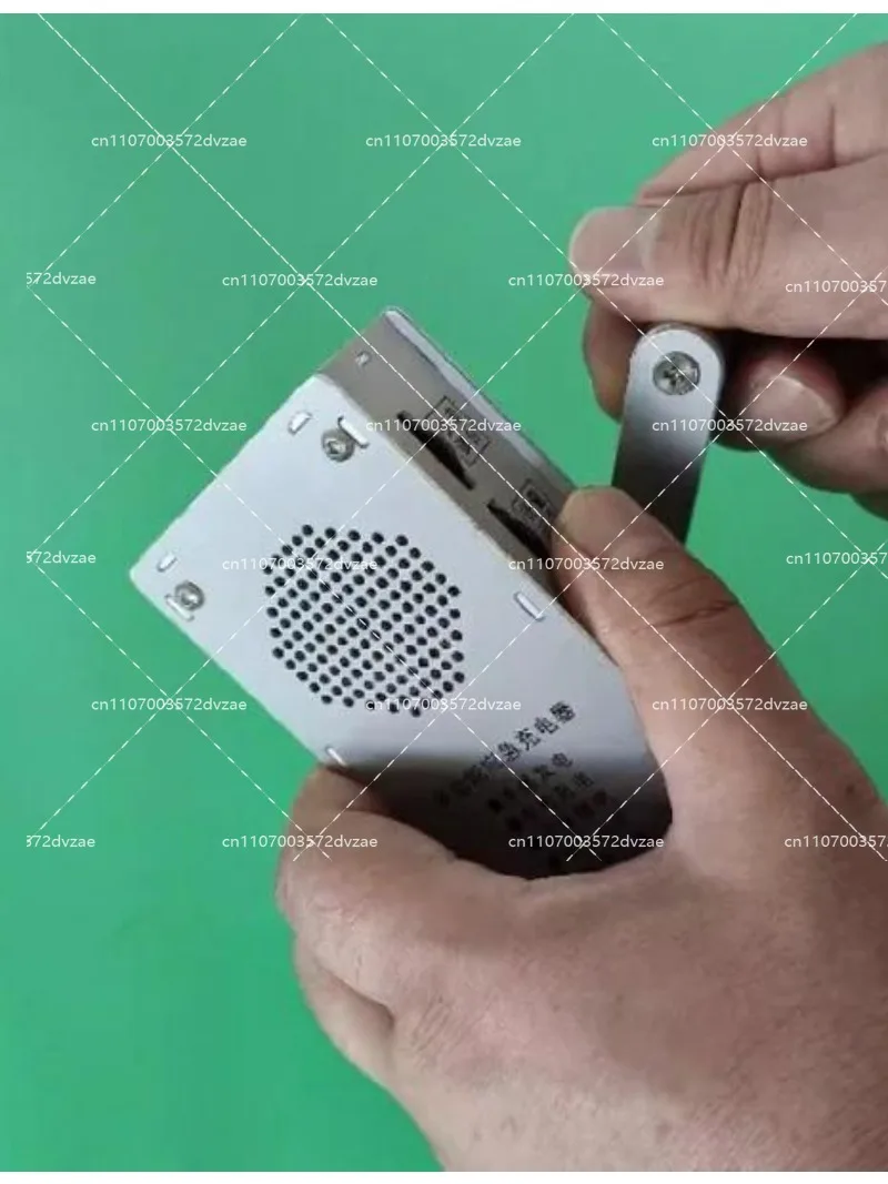 Hand Crank Emergency Radio Fla - огляд і ціна Survival Kit